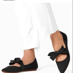 Rothys Bow point flats